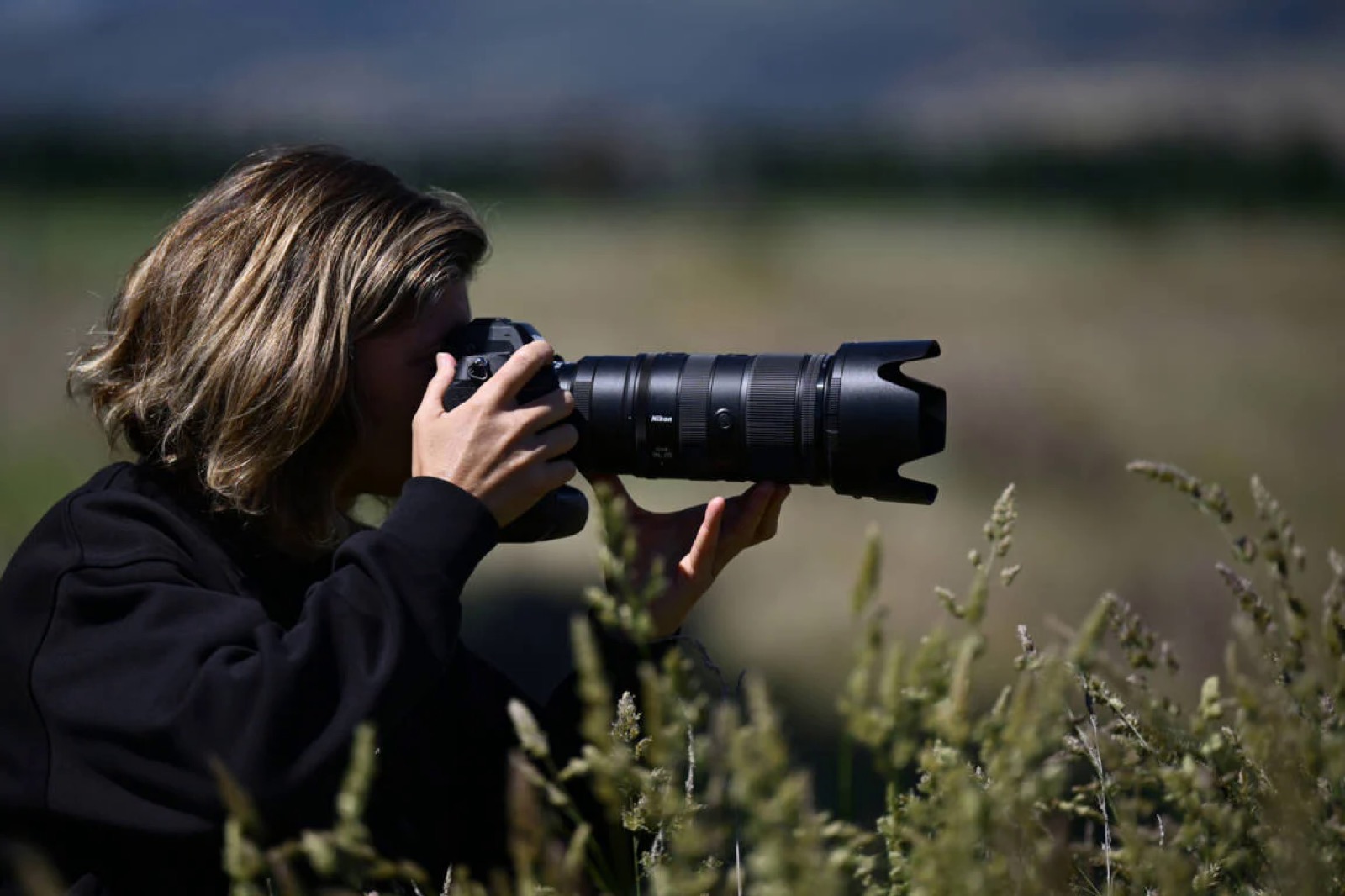 NIKKOR Z 70-200mm f/2.8 VR S II è il teleobiettivo professionale più leggero della sua classe - macitynet.it NIKKOR Z 70-200mm f/2.8 VR S II è il teleobiettivo professionale più leggero della sua classe - macitynet.it