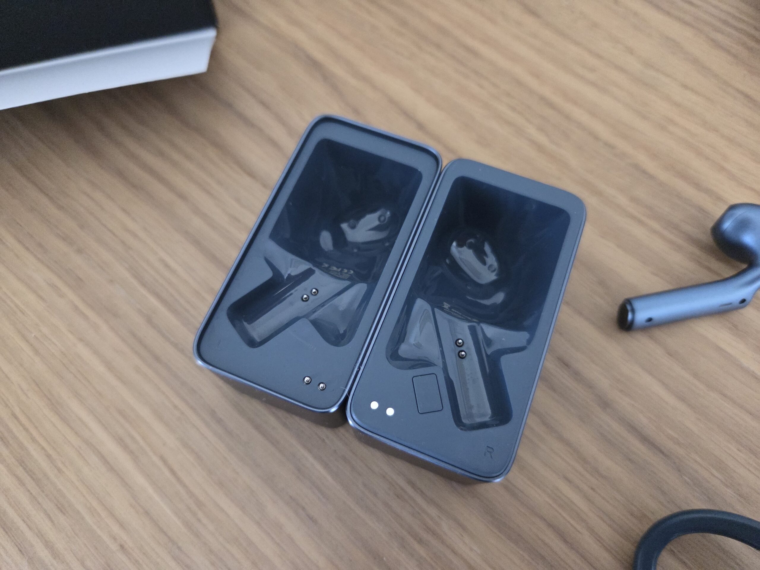 Recensione Timekettle W4, la traduzione simultanea per il mondo reale passa per gli auricolari - macitynet.it Recensione Timekettle W4, la traduzione simultanea per il mondo reale passa per gli auricolari - macitynet.it