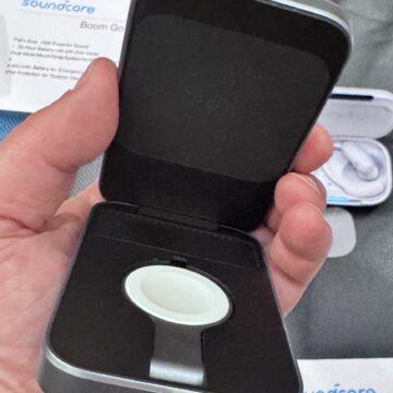 Anker Prime Wireless Charging Station: ricarica Qi2 da 25W con raffreddamento attivo al MWC 2026 - macitynet.it