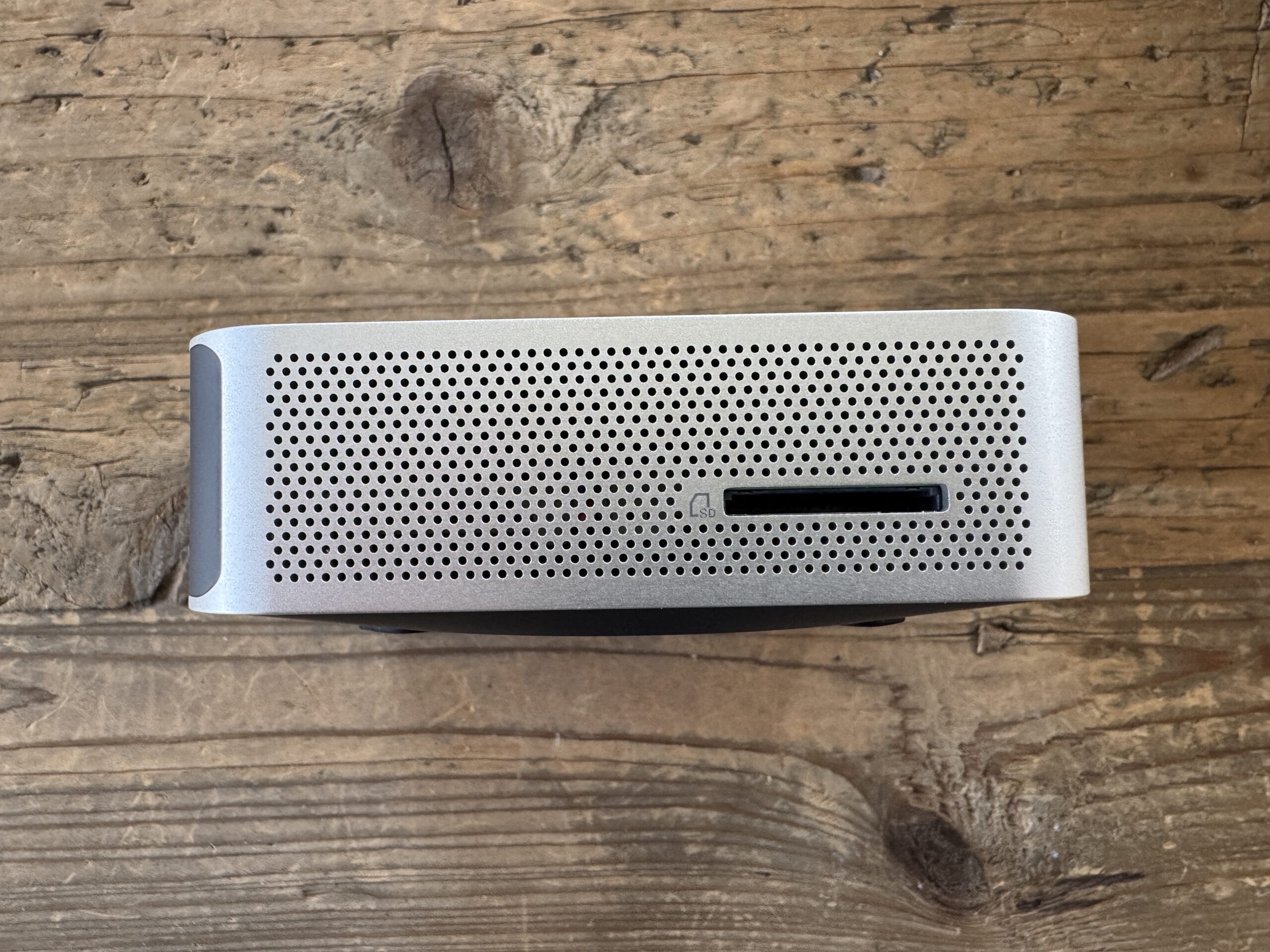 In prova Geekom A5 Pro, più piccolo di un floppy è il Mac mini per chi vuole Windows - macitynet.it In prova Geekom A5 Pro, più piccolo di un floppy è il Mac mini per chi vuole Windows - macitynet.it