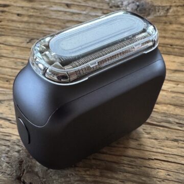 Recensione rasoio elettrico Laifen P3 Pro: punta in alto con design e comfort con la tripla lamina - macitynet.it