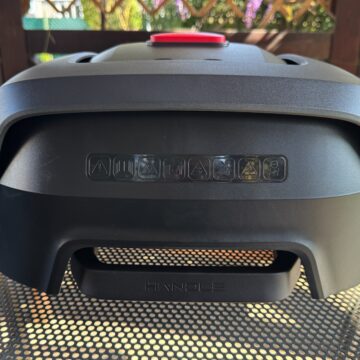 Recensione MOVA 1000, il robot tagliaerba senza filo che punta sulla semplicità - macitynet.it
