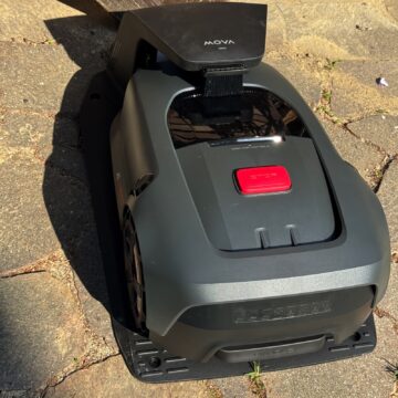 Recensione MOVA 1000, il robot tagliaerba senza filo che punta sulla semplicità - macitynet.it