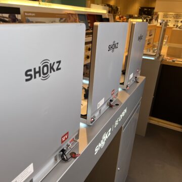 Shokz presenta OpenFit Pro, innovativi auricolari open-air con riduzione del rumore - macitynet.it