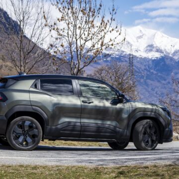 Suzuki e Vitara, 100% elettrica e 4x4 - macitynet.it