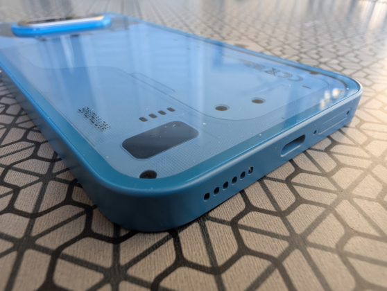 Recensione Nothing Phone (4a) e (4a) Pro, i mid-range pi&ugrave; riconoscibili - macitynet.it