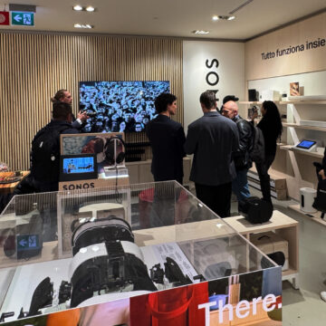 Sonos Play ed Era 100 SL dal vivo alla Rinascente: due modi diversi di entrare nel sistema - macitynet.it