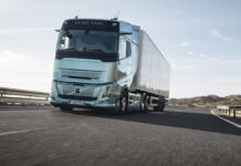 Volvo ha presentato nuovi camion elettrici con autonomia fino a 700 km Volvo ha presentato nuovi camion elettrici con autonomia fino a 700 km - macitynet.it