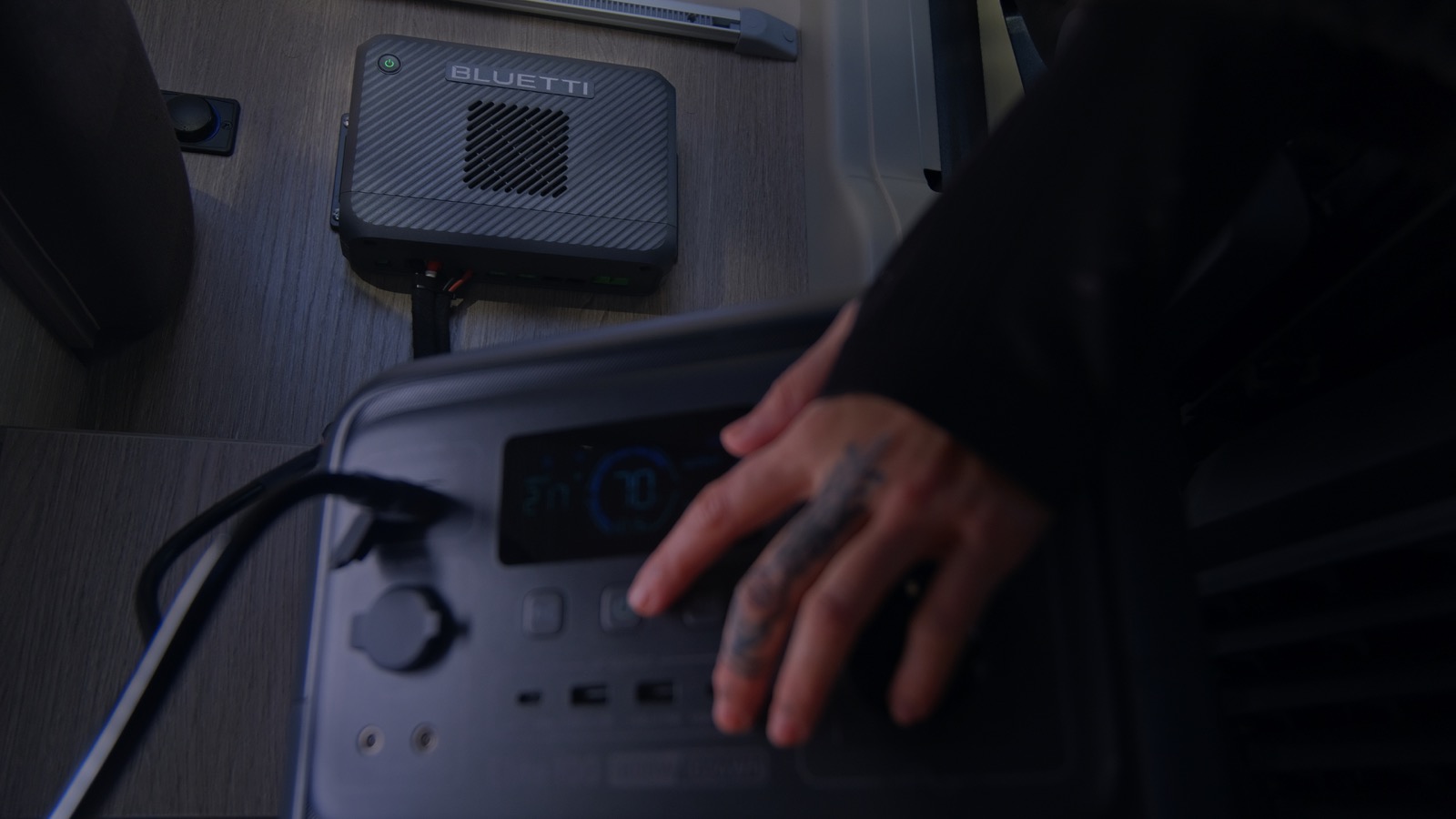 Campeggio e vanlife in crescita: le soluzioni BLUETTI per l'energia portatile - macitynet.it Campeggio e vanlife in crescita: le soluzioni BLUETTI per l'energia portatile - macitynet.it