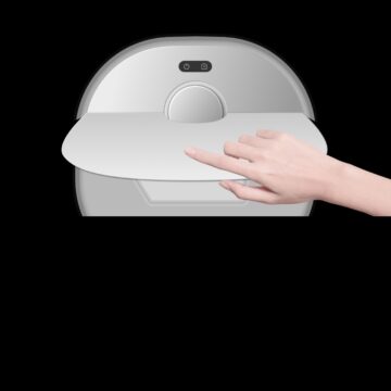 Recensione Eureka J15 Max Ultra, il robot aspirapolvere pensato per animali e pulizia liquidi - macitynet.it