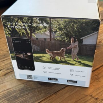 Recensione eufyCam C37, videocamera solare a 360° con AI senza abbonamenti - macitynet.it