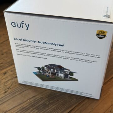 Recensione eufyCam C37, videocamera solare a 360° con AI senza abbonamenti - macitynet.it