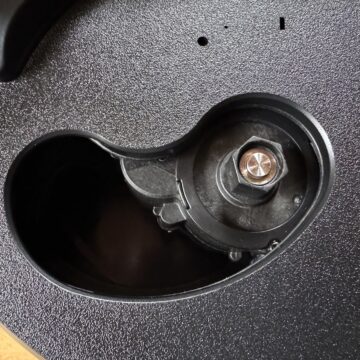 Recensione Eureka J15 Max Ultra, il robot aspirapolvere pensato per animali e pulizia liquidi - macitynet.it