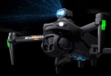 Drone Lenovo V916 MAX con monitor integrato nel telecomando a soli 130 € Drone Lenovo V916 MAX con monitor integrato nel telecomando a soli 130 € - macitynet.it