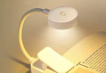 Lampada da lettura, si pinza al libro: solo 1 € Lampada da lettura, si pinza al libro: solo 1 € - macitynet.it