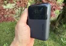INIU P63, il power bank con tanta potenza in poco spazio INIU P63, il power bank che mette tanta potenza in poco spazio - macitynet.it