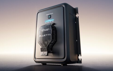 BLUETTI Balco Transfer Hub e la power station diventa un sistema solare da balcone