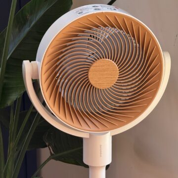 Recensione SwitchBot Standing Circulator Fan, ventilatore smart a batteria controllabile nei dettagli - macitynet.it