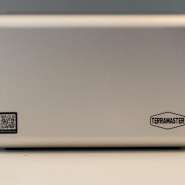 Recensione NAS TerraMaster F4-425 Pro, AI locale ma anche tanta qualità al giusto prezzo - macitynet.it