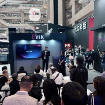 Computex 2026: per E Ink l'e-paper smette di essere un'etichetta e diventa infrastruttura visiva a bassa energia - macitynet.it