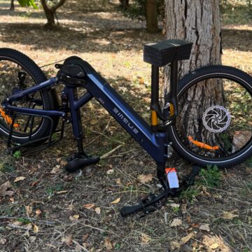 ENGWE E26 3.0 Pro, la bici eSUV con il motore centrale cambia la guida, prime impressioni - macitynet.it