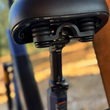 ENGWE E26 3.0 Pro, la bici eSUV con il motore centrale cambia la guida, prime impressioni - macitynet.it