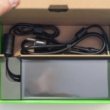 Recensione Razer Thunderbolt 5 Dock, il super HUB per comandare il Mac con un solo cavo, o quasi. - macitynet.it
