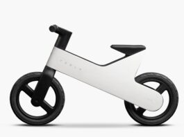 Tesla pensa ai baby clienti, ma la Balance Bike è già esaurita - macitynet.it