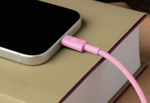 Beats: nuovi cavi rosa intrecciati fino a 240 W, da USB-C a USB-C