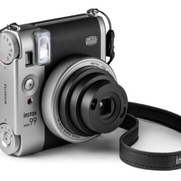 Fujifilm instax mini 99 arriva anche in argento: stessa dotazione, cambia il look - macitynet.it