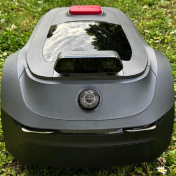 Recensione robot tagliaerba MOVA ViAX 500, mappa da solo il giardino - macitynet.it
