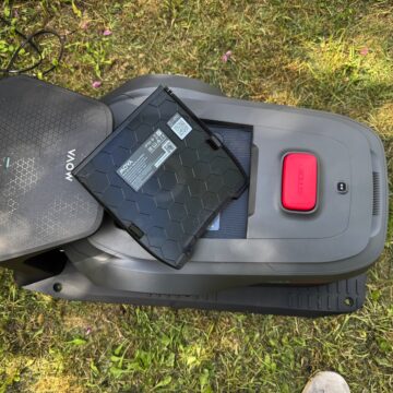 Recensione robot tagliaerba MOVA ViAX 500, mappa da solo il giardino - macitynet.it