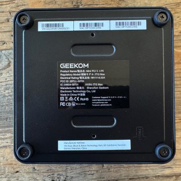 Recensione Geekom IT 13 Max 2026, piccolo e potente - macitynet.it