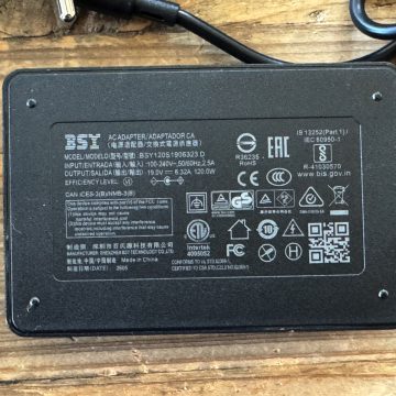 Recensione Geekom IT 13 Max 2026, piccolo e potente - macitynet.it