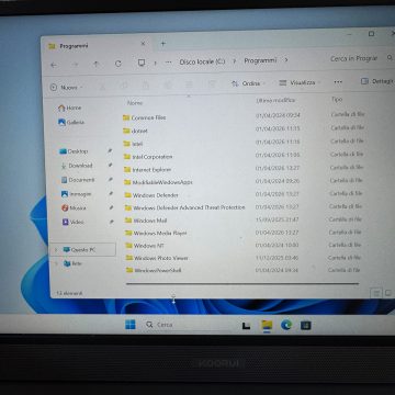 Recensione Geekom IT 13 Max 2026, piccolo e potente - macitynet.it