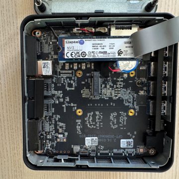 Recensione Geekom IT 13 Max 2026, piccolo e potente - macitynet.it