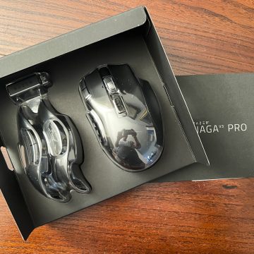 Recensione Razer Naga V3 Pro, il mouse pro 50K che è uno ma anche tre - macitynet.it
