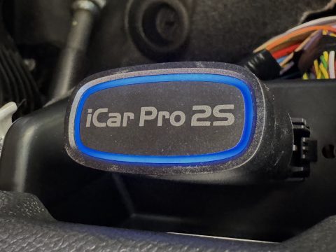 Vgate iCar Pro 2S, l’adattatore OBD-II che fa parlare iPhone e Android con l’auto