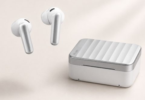 Plaud One sembrano AirPods, ma dentro hanno 4G e un agente AI
