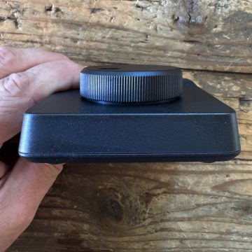 Recensione Ulanzi D100H Dial, la rotella che velocizza video, musica e lavoro su Mac e PC - macitynet.it