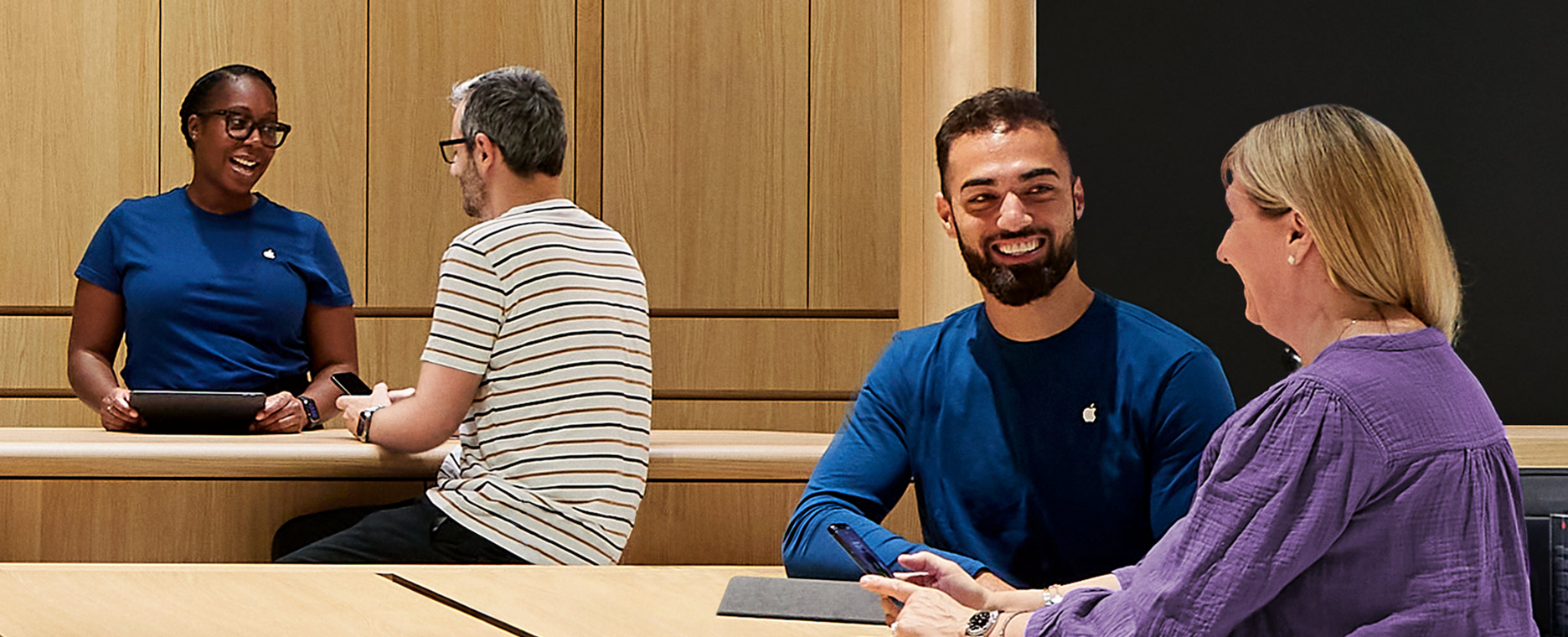 La nascita degli Apple Store e del Genius Bar La nascita degli Apple Store e del Genius Bar