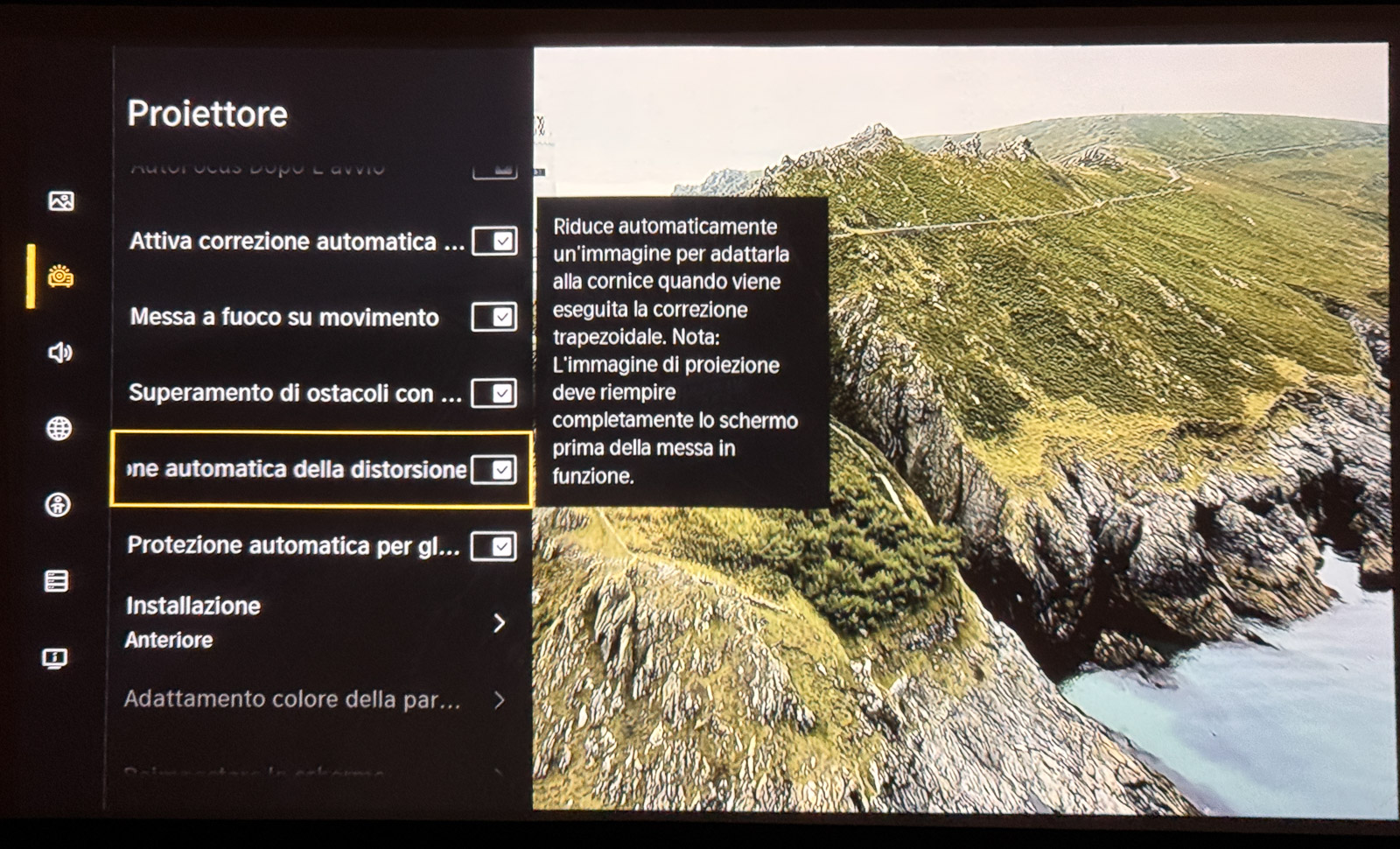 Recensione Blackview PV1000 Max, il proiettore Full HD economico che sorprende per luminosità e VIDAA - macitynet.it Recensione Blackview PV1000 Max, il proiettore Full HD economico che sorprende per luminosità e VIDAA - macitynet.it