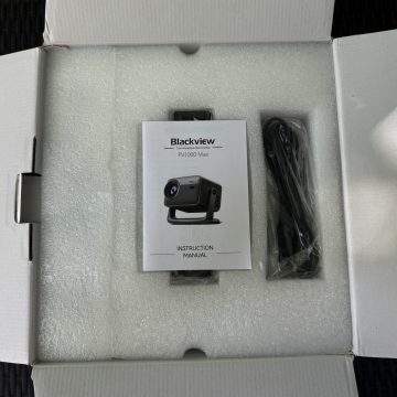 Recensione Blackview PV1000 Max, il proiettore Full HD economico che sorprende per luminosità e VIDAA - macitynet.it