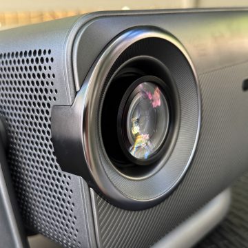 Recensione Blackview PV1000 Max, il proiettore Full HD economico che sorprende per luminosità e VIDAA - macitynet.it