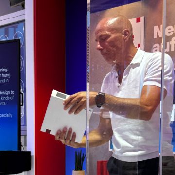 FRITZ!Box diventa davvero una Box: a Berlino il router cambia forma - macitynet.it