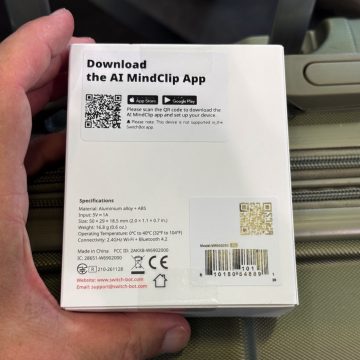 Recensione SwitchBot AI MindClip: registra tutto ma sorprende quando deve capire - macitynet.it