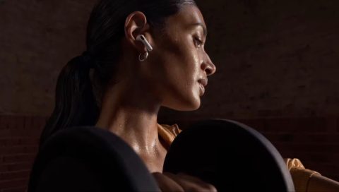 Arrivano gli AirPods 5, Apple porta l’ANC su tutta la gamma e abbassa il prezzo