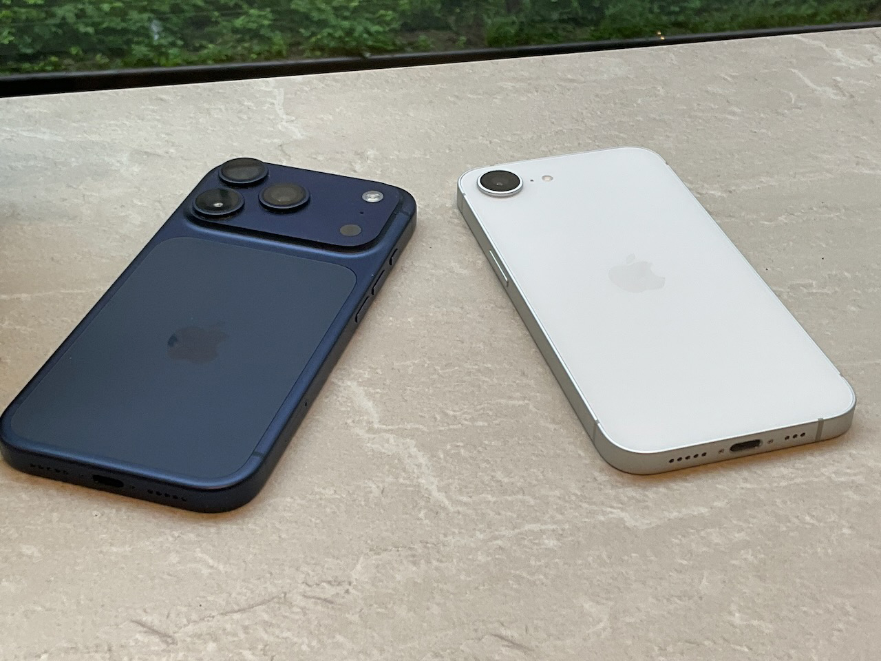 Recensione di iPhone 17e con iOS 27: prestazioni solide per l'iPhone essenziale che diventa più completo - macitynet.it Recensione di iPhone 17e con iOS 27: prestazioni solide per l'iPhone essenziale che diventa più completo - macitynet.it
