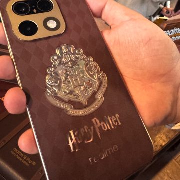 realme 16 Pro Harry Potter Edition, il telefono di Hogwarts arriva con un baule da collezione - macitynet.it