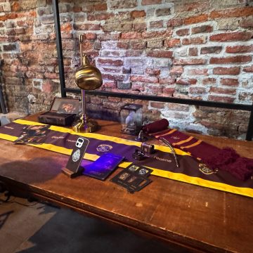 realme 16 Pro Harry Potter Edition, il telefono di Hogwarts arriva con un baule da collezione - macitynet.it
